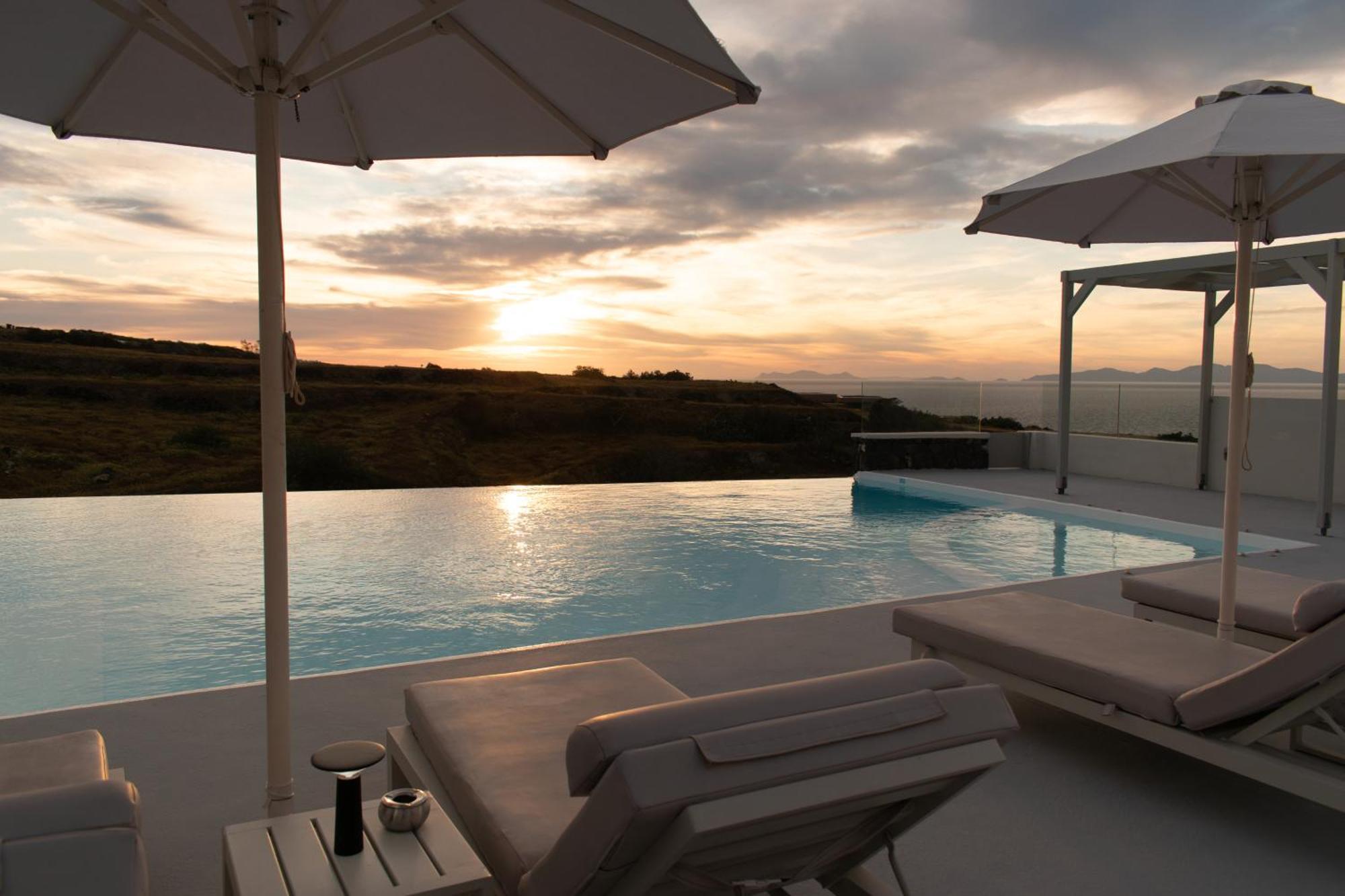 Adorno Oia Hotel Exterior foto